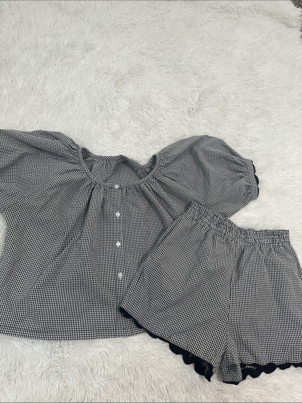 💕 Amazon Blouse & Short Set